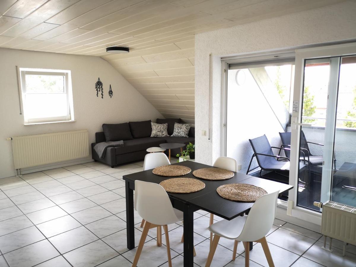 Familienfreundliche Ferienwohnung Mit Wohlfuehlbalkon Und Kostenlosem Parkplatz Nahe Messe Und Bodensee Meckenbeuren Εξωτερικό φωτογραφία
