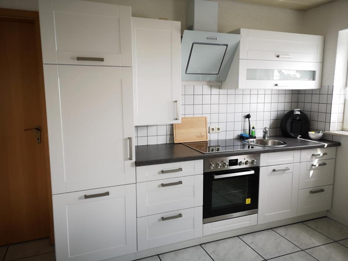Familienfreundliche Ferienwohnung Mit Wohlfuehlbalkon Und Kostenlosem Parkplatz Nahe Messe Und Bodensee Meckenbeuren Εξωτερικό φωτογραφία